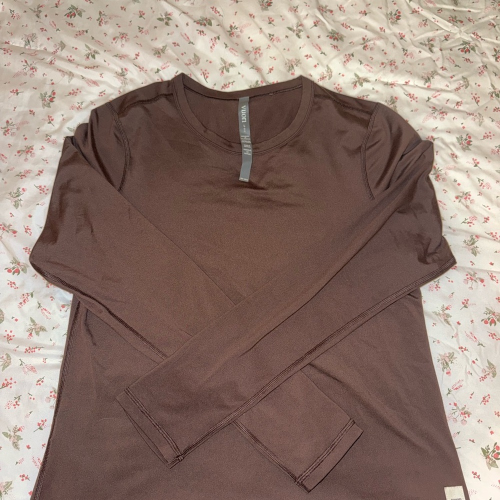 Vuori Long Sleeve Tee in Brown